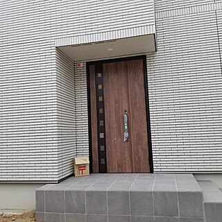 玄関/入り口/玄関ドア/外壁タイル/ハイドロテクトタイルのインテリア実例 - 2019-06-20 23:45:25