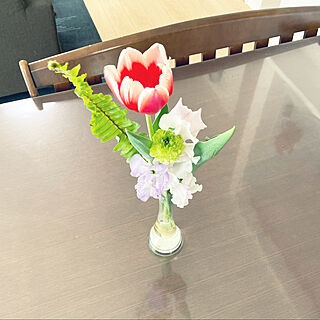 ダイニングテーブル/チューリップ/花のある暮らし/４月から一年生/卒園式のお花...などのインテリア実例 - 2022-03-28 16:52:03