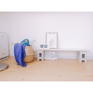 棚/コンクリートブロック/床DIY/IKEA/すっきりとした暮らし...などのインテリア実例 - 2017-03-27 09:14:21