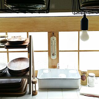 キッチン/リメイク/ホーロー風/収納/窓枠DIY...などのインテリア実例 - 2017-06-30 13:44:00
