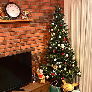 クリスマスツリー/レンガ壁/うさぎ/イエローチェアハウス/リビングのインテリア実例 - 2022-12-03 21:12:30