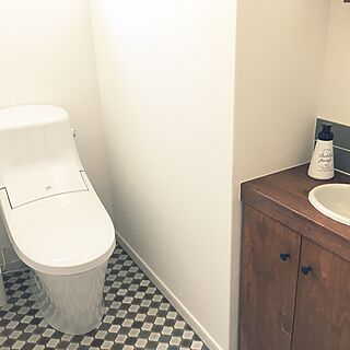 グレー/タイル/トイレ手洗い/クッションフロア/リクシルのトイレのインテリア実例 - 2017-07-14 13:11:34