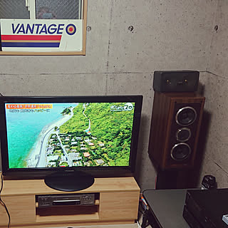 オーディオ機器 コンクリート風壁紙のインテリア実例 Roomclip ルームクリップ