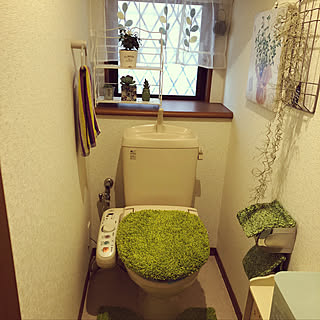 バス/トイレ/トイレはグリーン系で癒しの空間に/芝生トイレマット/押し逃げゴメンなさぃ|ω˂̶๑)੭༡/いいね&コメント&フォロー感謝♡...などのインテリア実例 - 2018-02-15 15:33:59