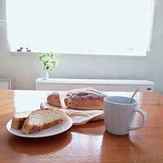 棚/マグカップ/パン作り/お気に入りの食器♡/おうちカフェのインテリア実例 - 2023-02-21 13:36:42