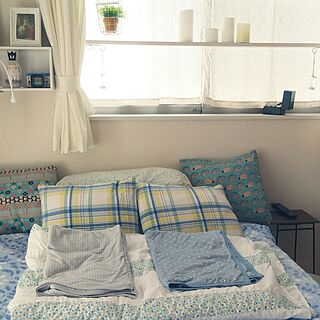 ベッド周り/IKEAのベット/手作り棚/MODA300+'/手作り枕カバー...などのインテリア実例 - 2017-07-15 09:56:55