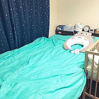 ベッド周り/トトロの授乳クッション/ベビーベッド/IKEA/寝室のインテリア実例 - 2017-02-21 19:42:30