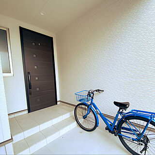 青い自転車/玄関前の階段/玄関前スペース/シンプル/玄関/入り口のインテリア実例 - 2021-03-06 20:57:30