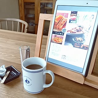 タブレット/電子書籍/コーヒータイム/ミルキーコークのマグカップ/マグカップ...などのインテリア実例 - 2017-04-07 09:43:46