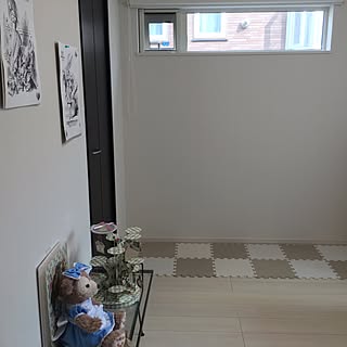 部屋全体/モノトーン+差し色/アリス部屋/本棚部屋にしたい/ダイソーのインテリア実例 - 2016-07-30 21:48:04