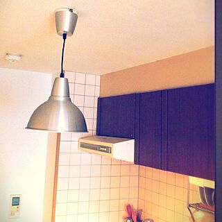 キッチン/IKEA照明/ペンダントライト/かもめ食堂/IKEAのインテリア実例 - 2013-04-02 12:54:32
