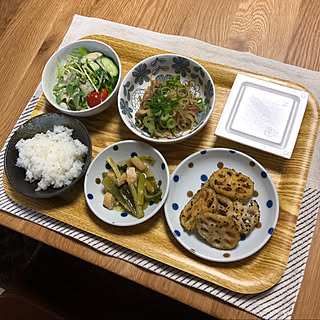 地味な夕食/コメント喜びます♡/いいね！ありがとうございます♪/お家見直し中/模様替え大好き❤️...などのインテリア実例 - 2022-02-15 18:55:55