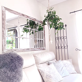 姿見 12枚ミラー　アンティーク　壁掛け鏡　格子　格子窓 姿見 12枚ミラー アンティーク 壁掛け鏡 格子 格子窓 - メルカリ