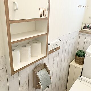 バス/トイレ/トイレットペーパーホルダー/フェイクグリーン/アルファベット文字/リメイクシート...などのインテリア実例 - 2017-02-27 09:48:26