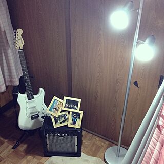 ベッド周り/照明/アンプ/ギターのインテリア実例 - 2013-02-14 21:08:06