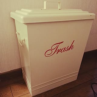 トラッシュ缶 ホーロー ゴミ箱 白 アンティーク くたくた TRASH 収納 トラッシュ缶 ホーロー ゴミ箱 白 アンティーク くたくた TRASH 収納