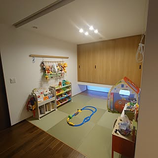 部屋全体/住友林業の平屋/リビング横の和室/和室をキッズスペースに/ことものいる暮らしのインテリア実例 - 2024-01-29 15:35:31