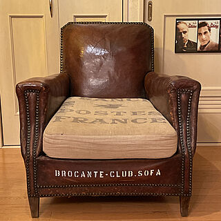 Brocante Club Sofa/フレンチブロカント/ヴィンテージリビング/古き良き時代/いいね、フォローに感謝です.｡.:*♡...などのインテリア実例 - 2022-01-23 03:50:29