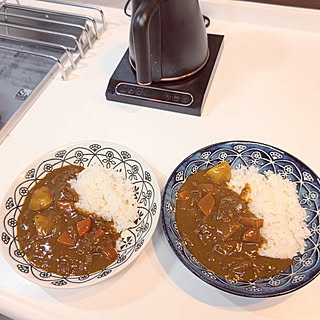 机/キッチンカウンター/お家見直しキャンペーン/お皿が好き/カレーライス...などのインテリア実例 - 2022-01-31 19:25:47