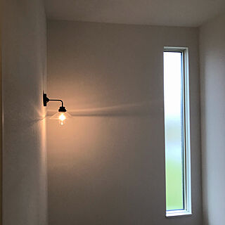 階段照明 ブラケットライトのおしゃれなアレンジ・飾り方のインテリア実例 ｜ RoomClip（ルームクリップ）