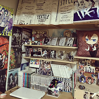 アニメグッズ アニメ棚のおしゃれなアレンジ 飾り方のインテリア実例 Roomclip ルームクリップ