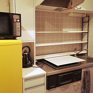 キッチン/おしゃれに飾りたい/キッチン棚DIY/黄色い冷蔵庫/Russell Hobbs...などのインテリア実例 - 2017-01-20 14:20:45