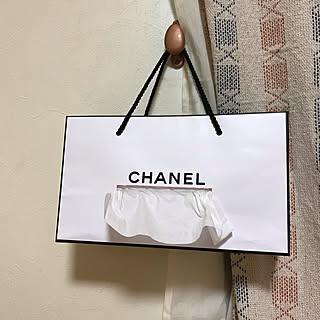 紙袋リメイク/CHANEL/ティッシュケース/寝室/ベッド周りのインテリア実例 - 2019-10-01 20:17:34