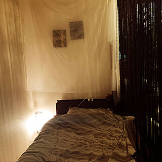ベッド周り/寝室/照明/観葉植物のある暮らし/明かりのある暮らし...などのインテリア実例 - 2023-07-30 20:07:47