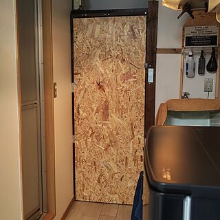 玄関/入り口/DIY/OSB合板/自作ドアのインテリア実例 - 2023-11-05 19:25:05