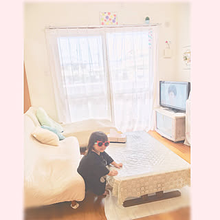 部屋全体/こどもと暮らす。/いいね、フォロー本当に感謝です♡/皆さまのお部屋に訪問出来ずごめんなさい！/家族の空間...などのインテリア実例 - 2018-11-25 23:38:41