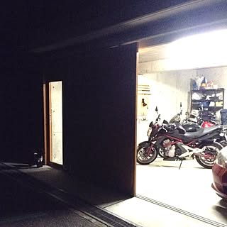 部屋全体/バイク/バイクガレージ/ガレージ/DIYのインテリア実例 - 2012-12-14 21:23:06
