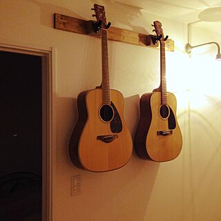 壁/天井/ギター/ギターハンガー/DIY/ゲーム部屋...などのインテリア実例 - 2016-05-20 07:10:26