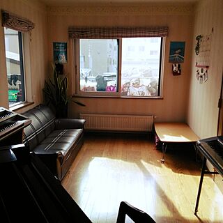 部屋全体/ピアノ教室/リサとガスパール/セリアのインテリア実例 - 2014-10-21 09:41:05