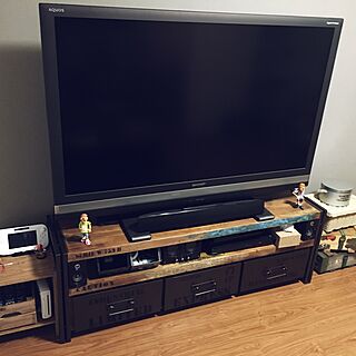 部屋全体/見せる収納/アーミー雑貨/TV 65インチ/TVボード160cm...などのインテリア実例 - 2016-03-31 20:41:26