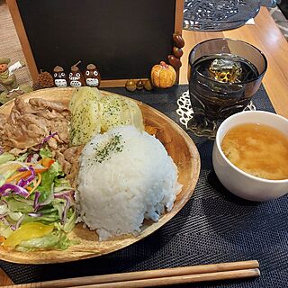 机/ご飯/夜ご飯/食器好き/箸置きが好き♡...などのインテリア実例 - 2023-10-15 18:36:22