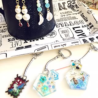 ハンドメイドレジンヘアゴム・ブローチ・ネックレスNo.395 ハンドメイドレジンヘアゴム・ブローチ・ネックレスNo.395 【公式通販】