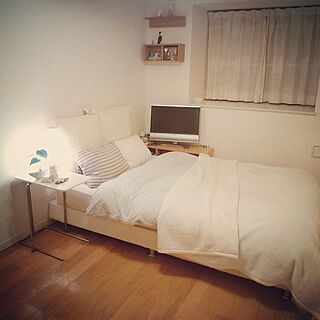 ベッド周り/白い家具/白い部屋/白い家電/白が好き...などのインテリア実例 - 2017-02-04 23:05:14