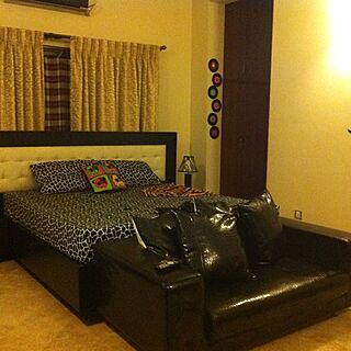 ベッド周り/couch/black/bed/bed under windowのインテリア実例 - 2013-03-28 05:41:01
