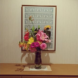 玄関/入り口/花/花瓶/成人式の花束/ボヘミアンガラスの花瓶...などのインテリア実例 - 2024-01-07 18:04:23