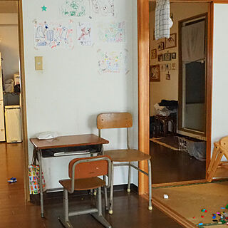 学校用の机と椅子/旧家のインテリア実例 - 2021-05-03 23:06:38