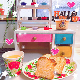 キッチン/今日も素敵な1日を❤️/プリンは後でゆっくりと…/痛み止め服用/薬は忘れず飲みます…...などのインテリア実例 - 2018-10-19 07:40:17