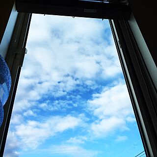 リビング/窓からの青空/窓から見上げる空/窓からの眺め/青空...などのインテリア実例 - 2016-08-25 17:26:25