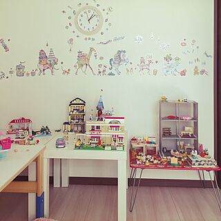 部屋全体/がちゃがちゃ戦利品/子供部屋女の子/IKEA/レゴフレンズ...などのインテリア実例 - 2017-02-03 13:09:01