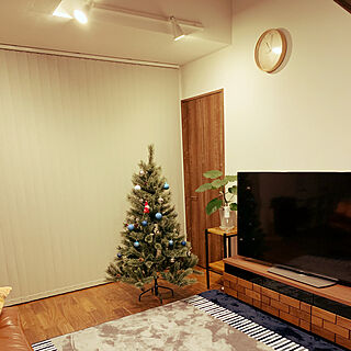 北欧風/クリスマスツリー/リビング/IKEAのツリー飾り/ツリー150cm...などのインテリア実例 - 2019-11-16 23:10:04