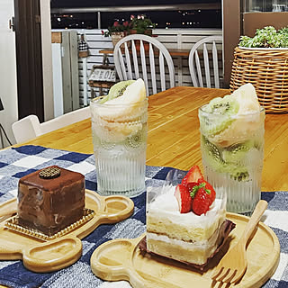 机/おうちカフェ/おうち時間/幸せな時間/イチゴショートケーキ...などのインテリア実例 - 2020-08-23 19:41:39