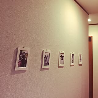 壁/天井/プチプラDIY/白いフォトフレーム/白い画鋲/写真加工アプリ...などのインテリア実例 - 2016-10-21 19:54:11