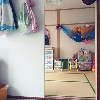 部屋全体/安く可愛く♡/皆様のおうちを参考にさせて頂いております/今は姫たち中心に/ダイソー...などのインテリア実例 - 2017-06-15 15:28:58