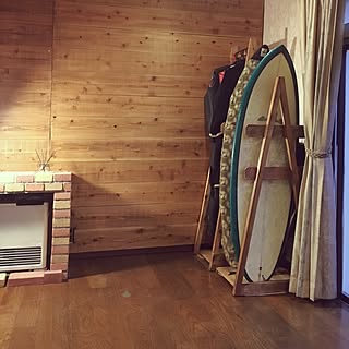 DIY サーフボードラックのインテリア・手作りの実例 | RoomClip