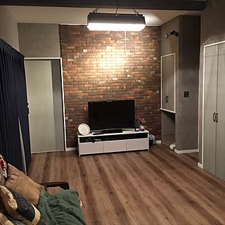 インダストリアル サンゲツ壁紙のおしゃれなインテリア 部屋 家具の実例 Roomclip ルームクリップ