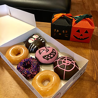 机/おやつ/クリスピークリームドーナツ/ハロウィンのインテリア実例 - 2018-10-29 16:46:31